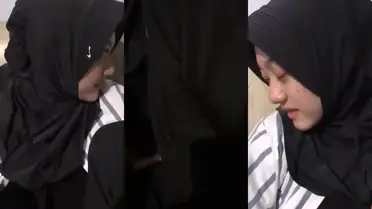 Ukhti Hijab Cantik Pasrah Goyang Kasur Crot